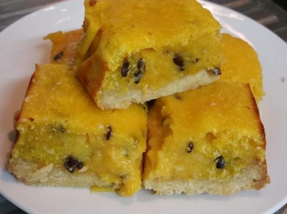 Lemon and Passionfruit Slice