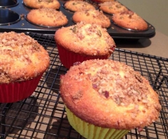 Pecan and pepita crumble cupcakes