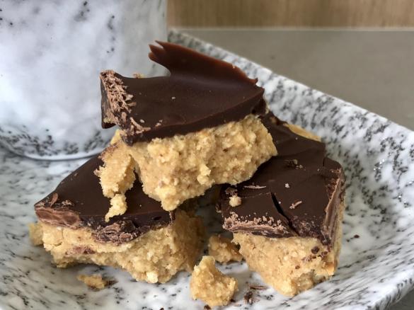 Peanut Butter Slice