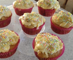 Jude Blereau's Classic vanilla & coconut cupcakes