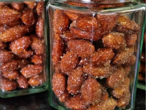 Honey Cinnamon Roasted Almonds