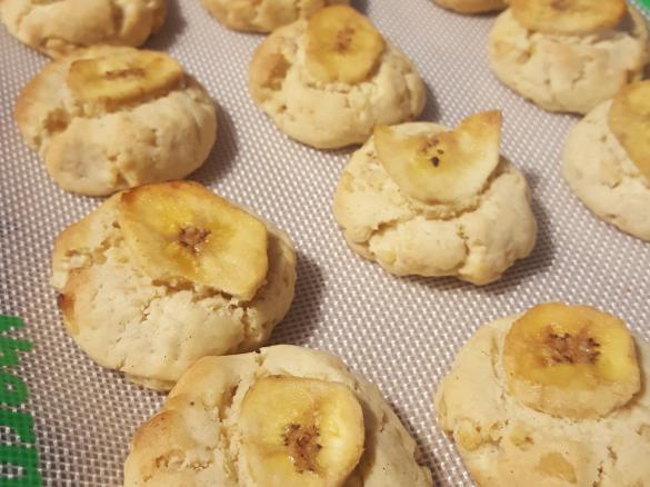 Banana Chip Cookies