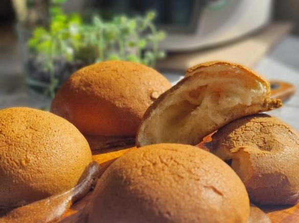 Coffee buns (Mocha buns)