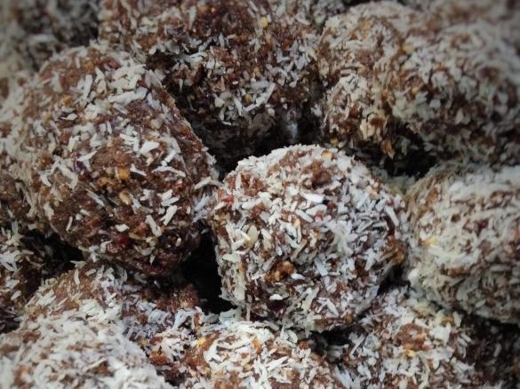Franny's Choc Berry Protein Balls