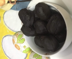 Chocolate and Dried fruit (adult only) balls