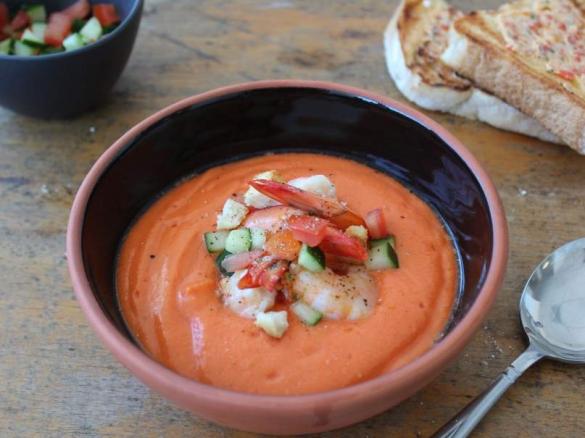 Tomato gazpacho, prawns, sundried tomato, chilli butter.