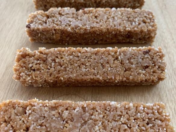 Caramel Peanut Snack Bar - No bake