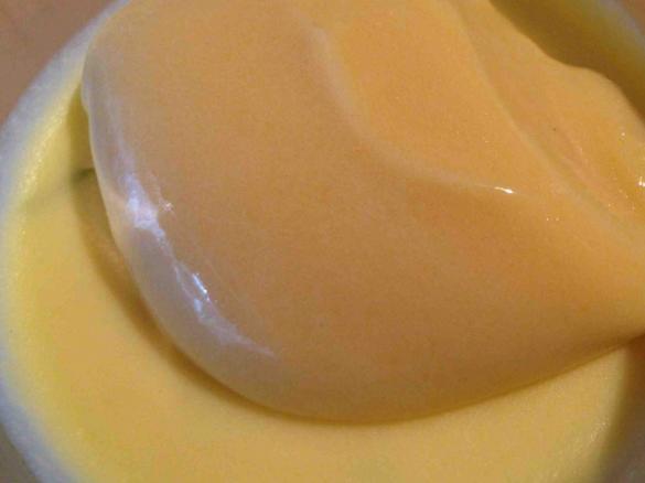 White Chocolate & Lime Potted Cream with Lime Curd