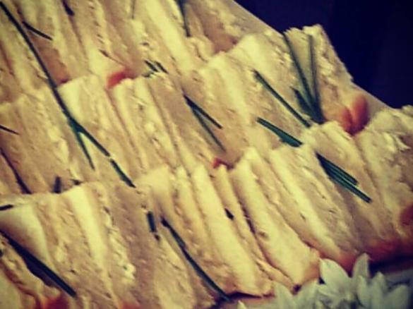 Shredded Chicken with Mayonnaise & Chives