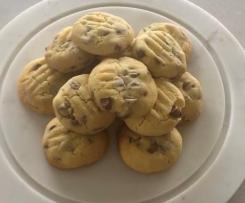 Nan's Choc Chip Biscuits