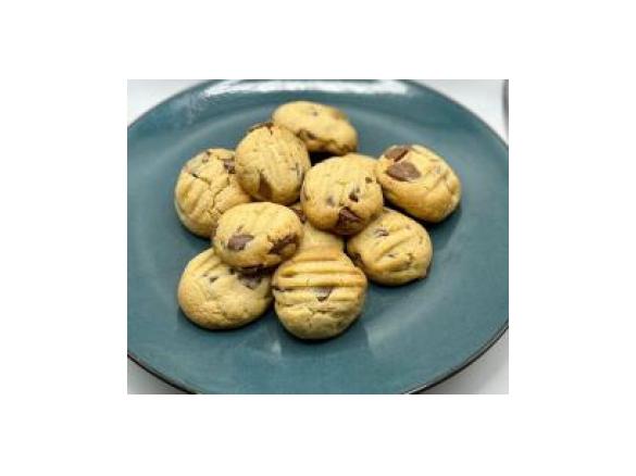 LISA'S CHOC CHIP BISCUITS