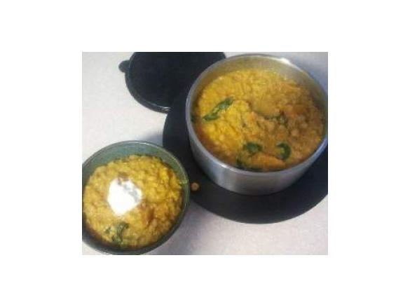 Chickpea, red lentil and pumpkin curry