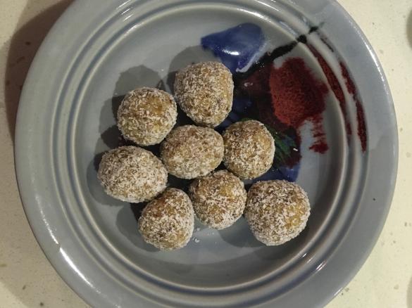 Lemon & Date bliss balls