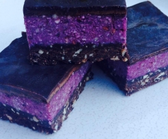 Raw Chocolate & Berry Slice