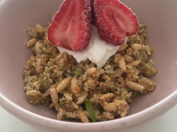 Apply & Berry Cereal