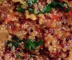 Sundried tomato and spinach quinoa 'risotto' 