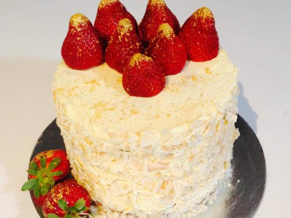 Strawberry cake