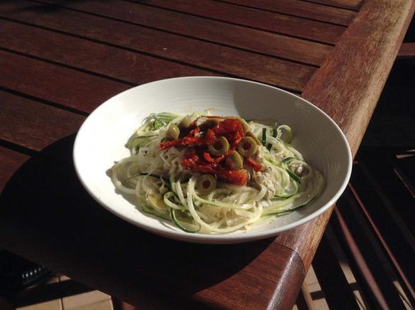 5 Minute Creamy Raw Pasta