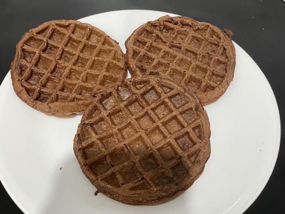 Jan’s  Chocolate Banana Waffles