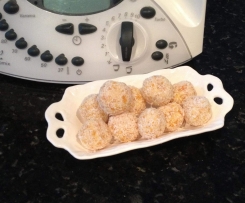 Clone of Apricot and White Chocolate Balls