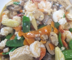 braised tofu with seafood