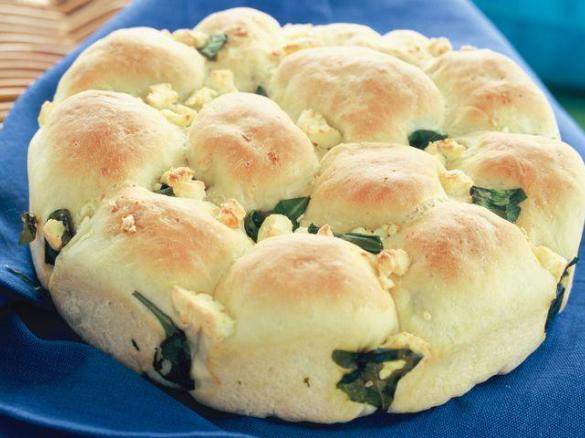 ❤Spinach & fetta and pull-apart bread❤