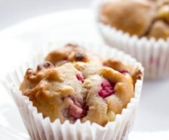 Raspberry and white chocolate muffins