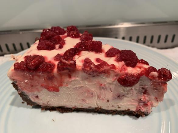 White Chocolate & Raspberry Cheesecake