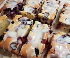 White Chocolate and Blueberry Cake with Lemon Glaze
