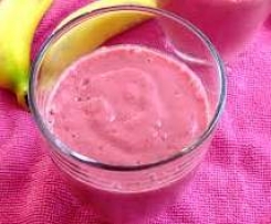 Raspberry banana smoothie 
