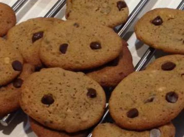 Spelt Chocolate Chip Cookies