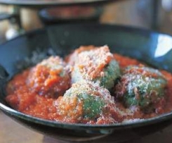 Ricotta gnocchi with tomato sauce