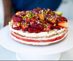 Strawberry and watermelon cake with vanilla cream (recipe by Nico Moretti)