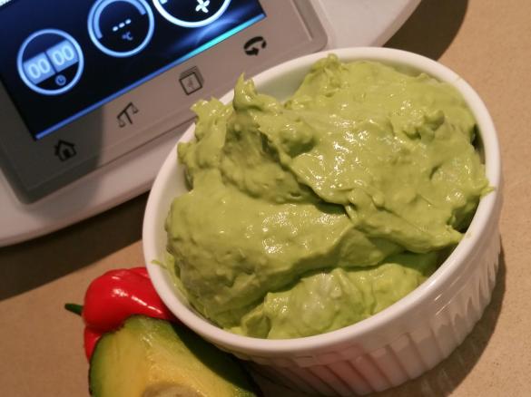 Quick and Creamy Guacamole