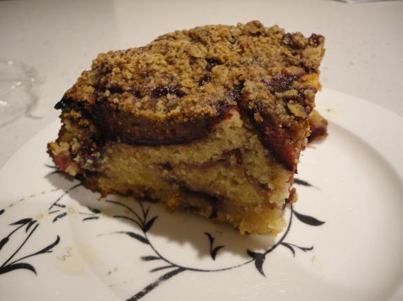 Fig and Raspberry crumble cake