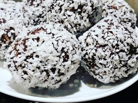 Cacao Bliss balls