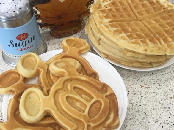 QUICK AND EASY WAFFLES