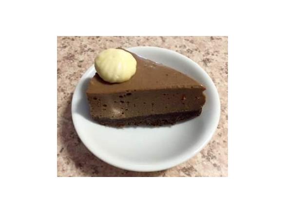 Chilli chocolate cheesecake with white chocolate mousse 