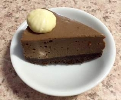 Chilli chocolate cheesecake with white chocolate mousse 