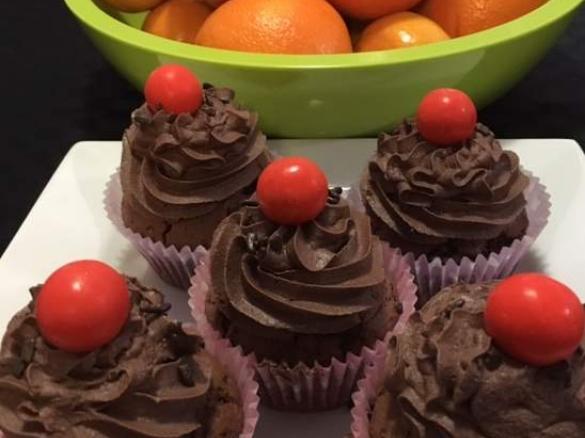 Choc-orange cupcakes