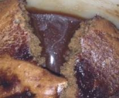 Chocolate self saucing pudding