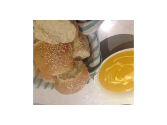 Quick Parmesan Spelt Bread Rolls