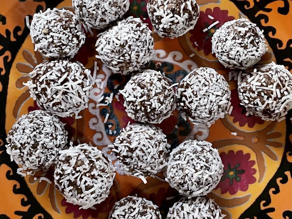 Nut-free Bliss Balls