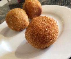 Mac's Arancini Balls