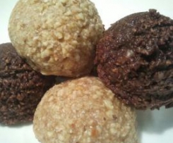Macaroons (using left over nut pulp)