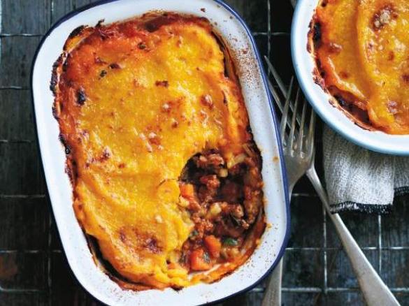 Shepherd's pie with parsnip and pumpkin topping