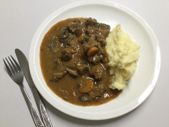 BEEF, MUSHROOM & CARROT CASSEROLE VARIANT