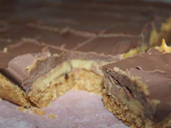 Caramel Chocolate Slice