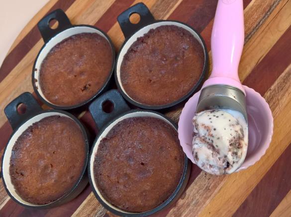 Chocolate and Craisin cookie cakes