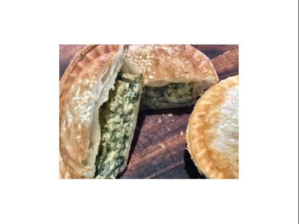 Spinach, bacon and cheese pies (pie-maker)